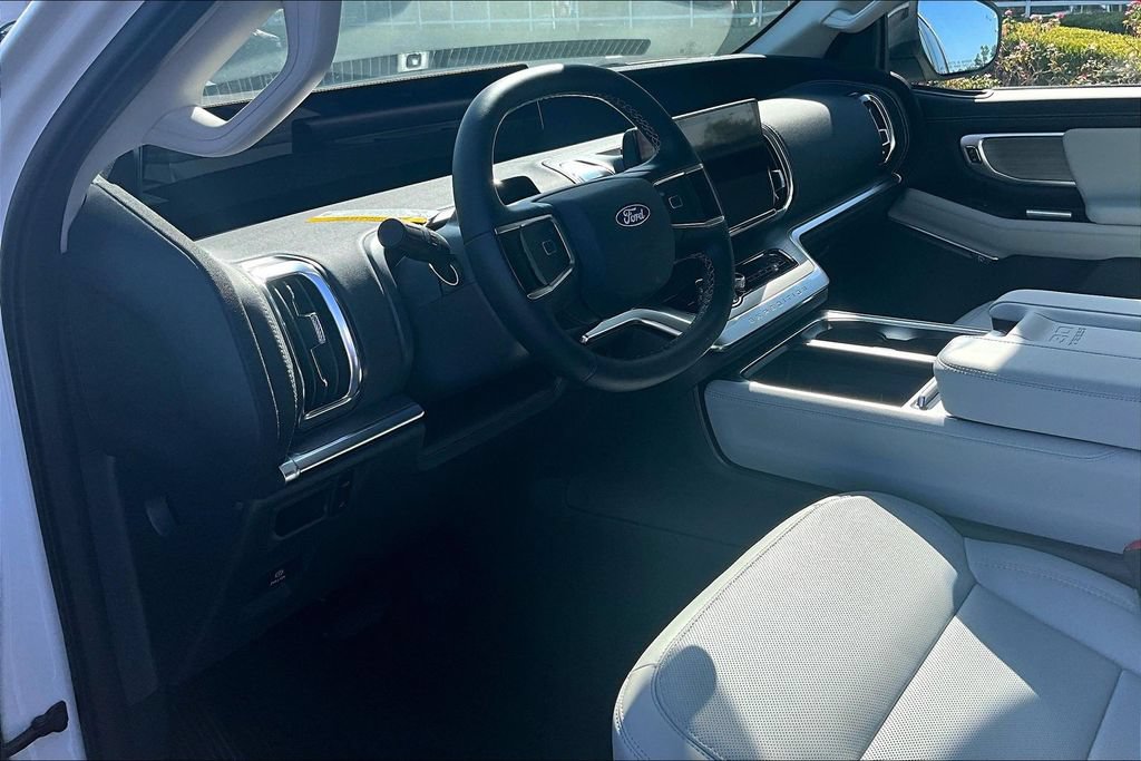 New 2027 Ford Expedition Max Platinum RWD image 6