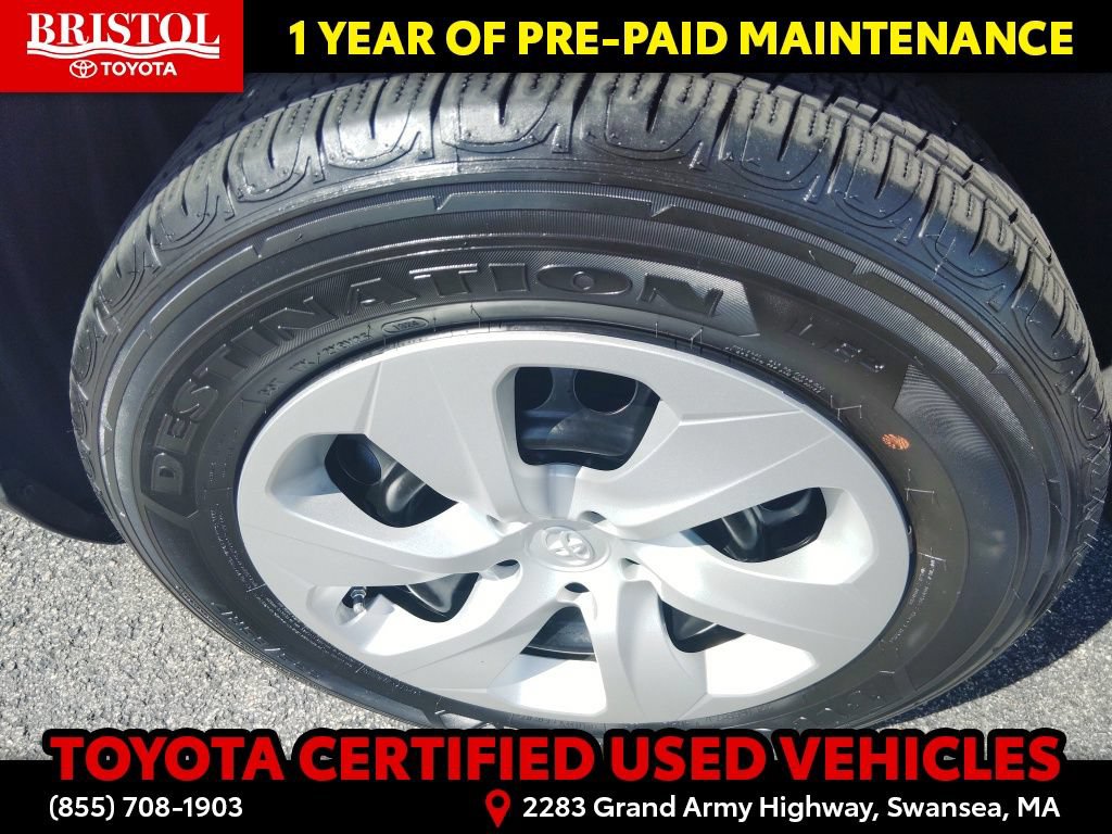 Certified 2024 Toyota RAV4 LE AWD/4WD image 12