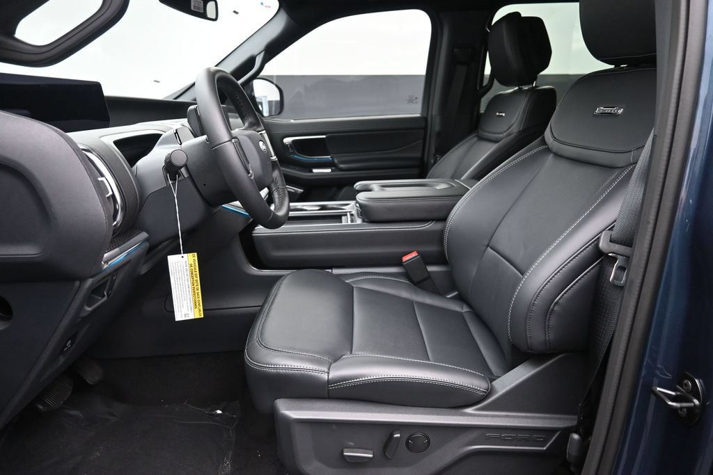 New 2027 Ford Expedition Platinum w/ Stealth Appearance Package RWD image 20