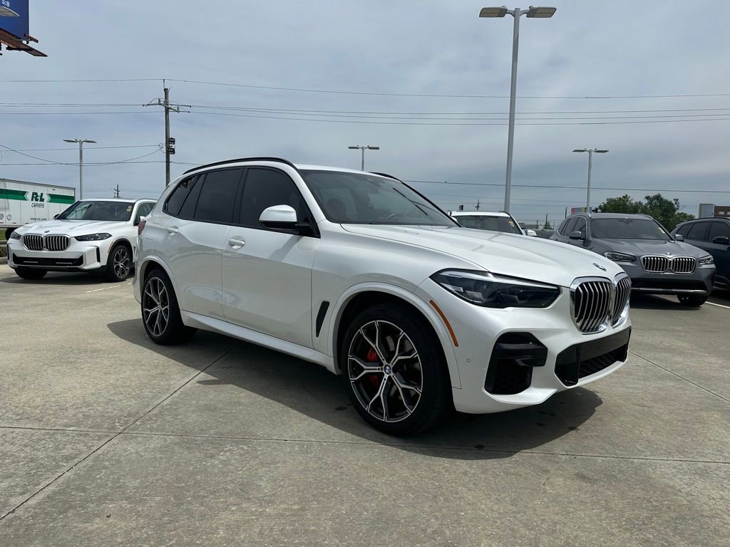 Certified 2023 BMW X5 sDrive40i w/ M Sport Package image 3