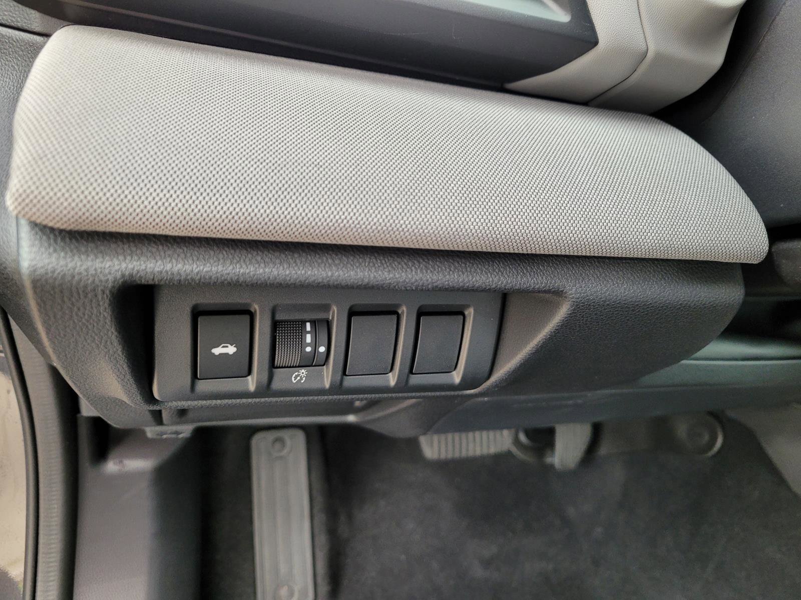 Certified 2025 Subaru Legacy Premium image 27