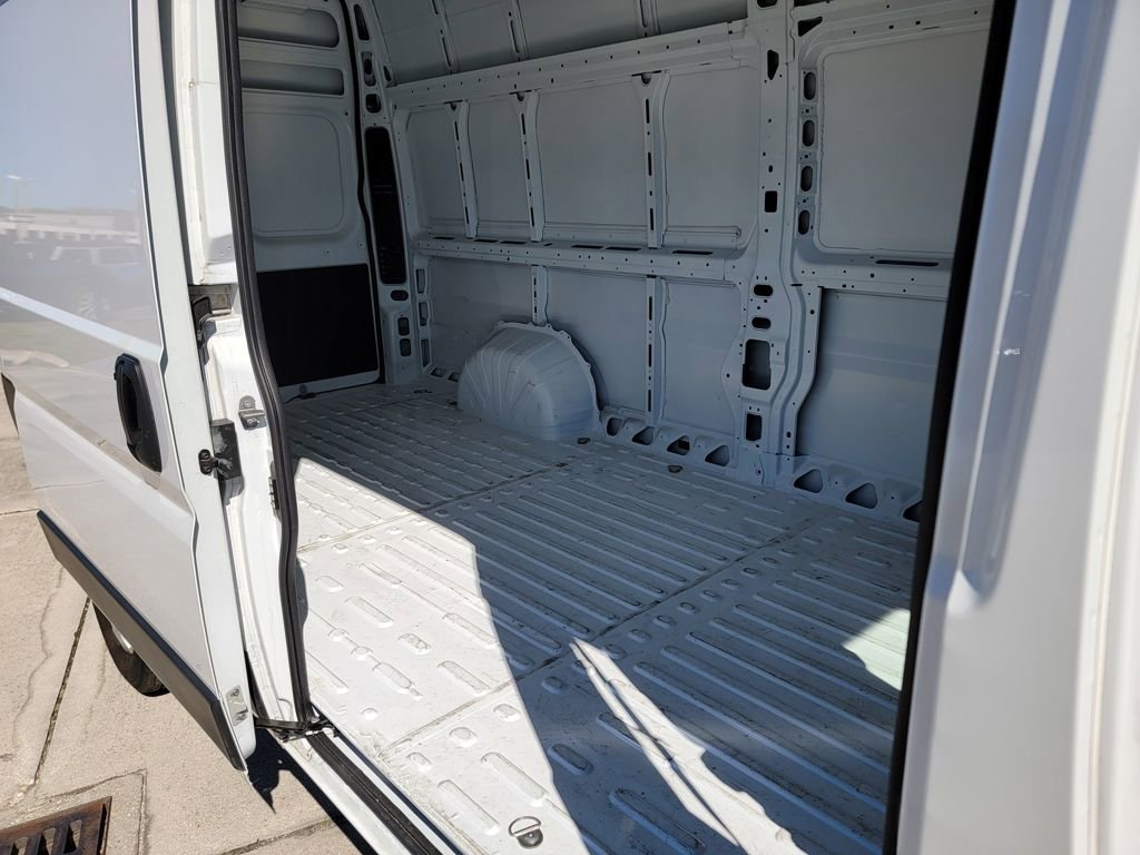 Used 2025 RAM ProMaster 3500 w/ Quick Order Package 22G SLT image 14