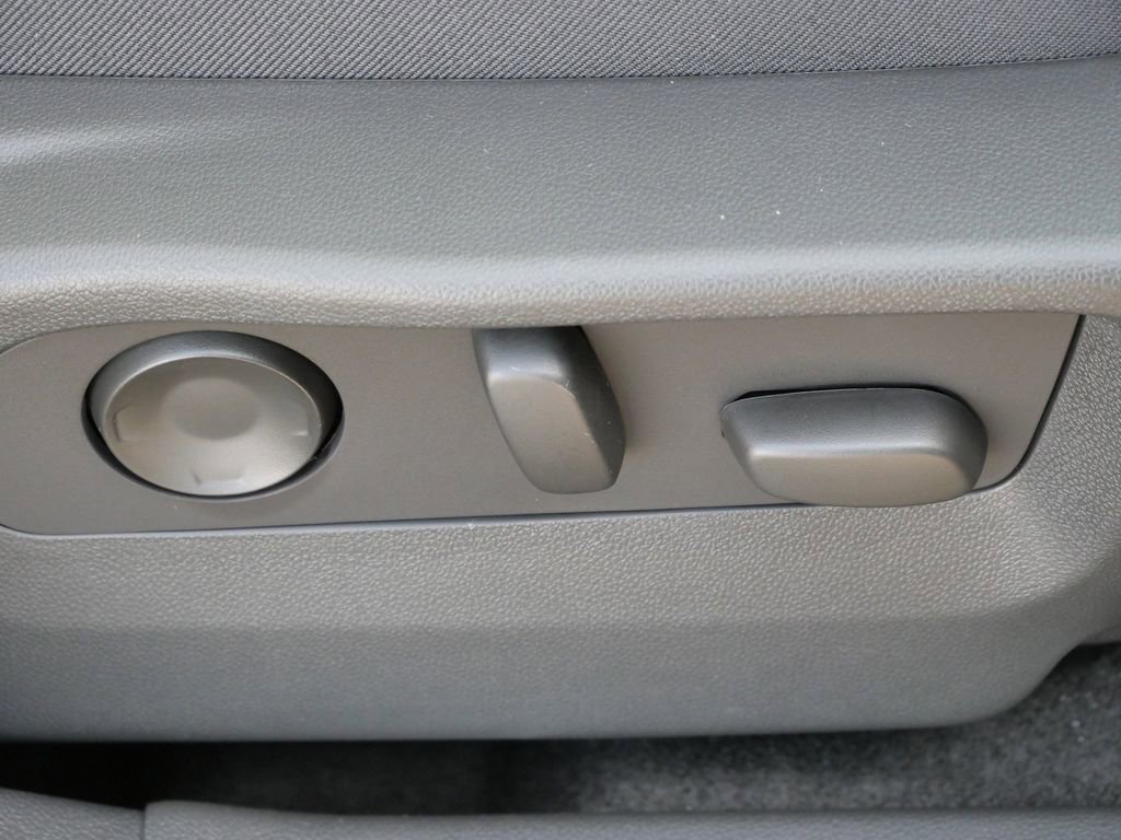 New 2026 Buick Envision Avenir image 24