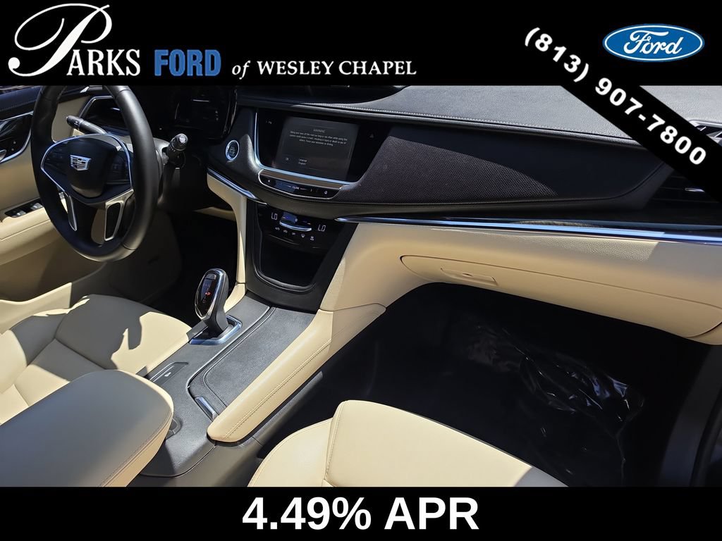 Used 2017 Cadillac XT5 FWD w/ LPO, Wheel Lock Package image 10