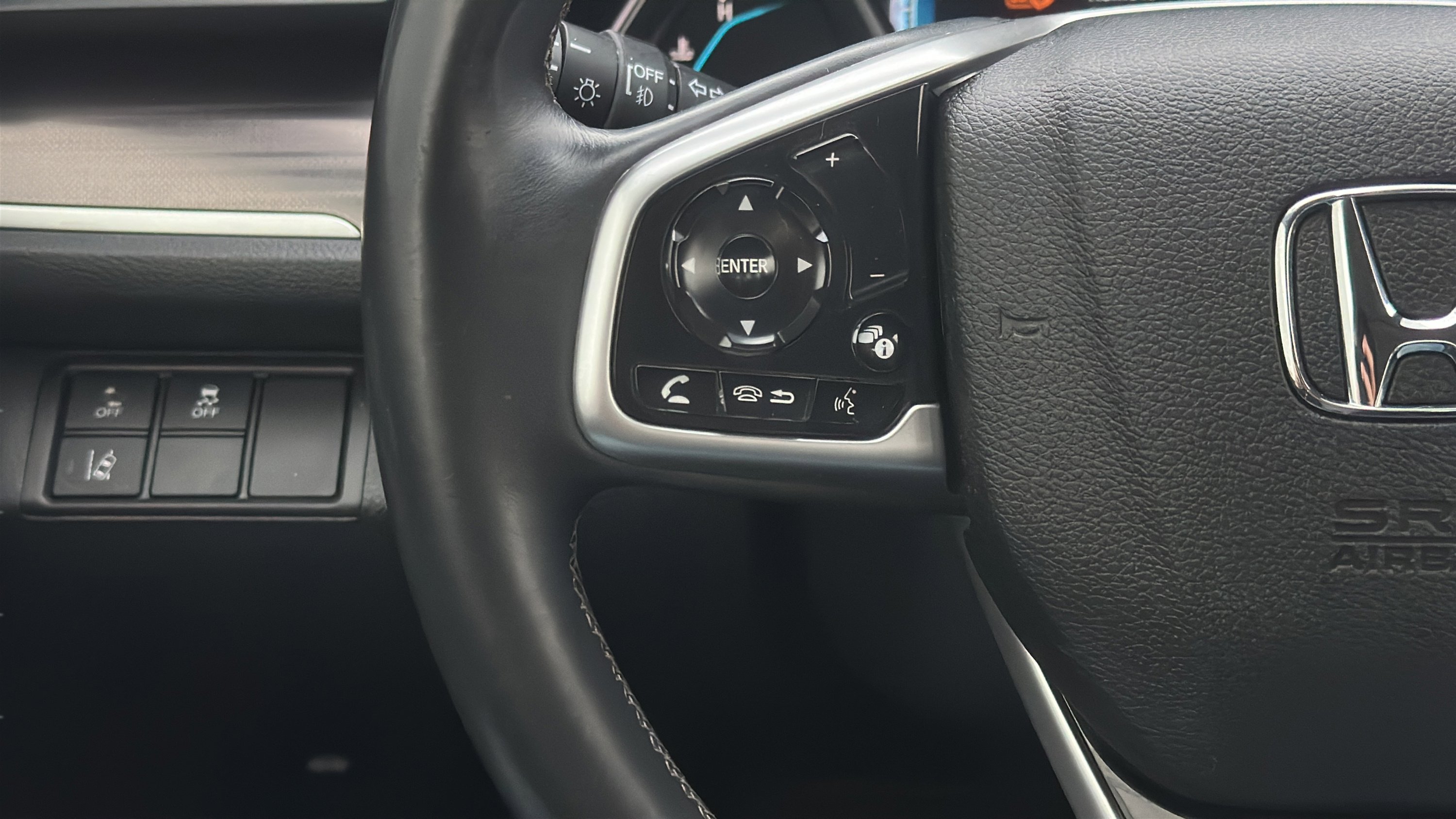 Used 2019 Honda Civic EX image 11