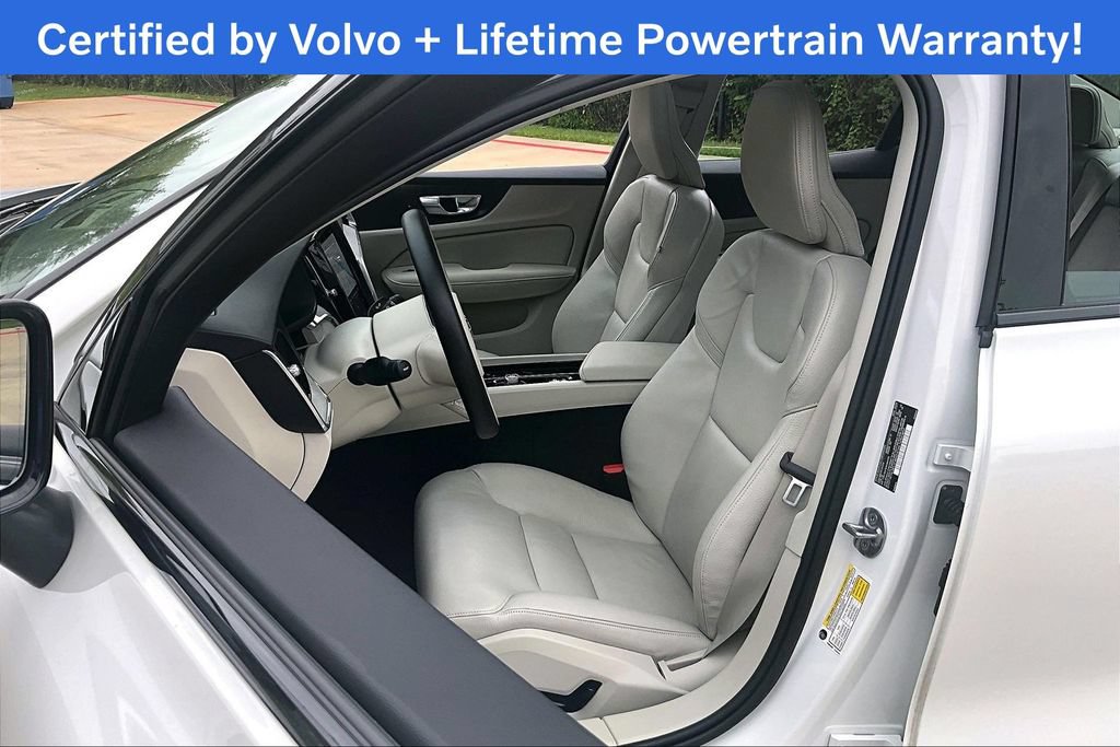 Used 2025 Volvo S60 B5 Plus AWD/4WD image 33