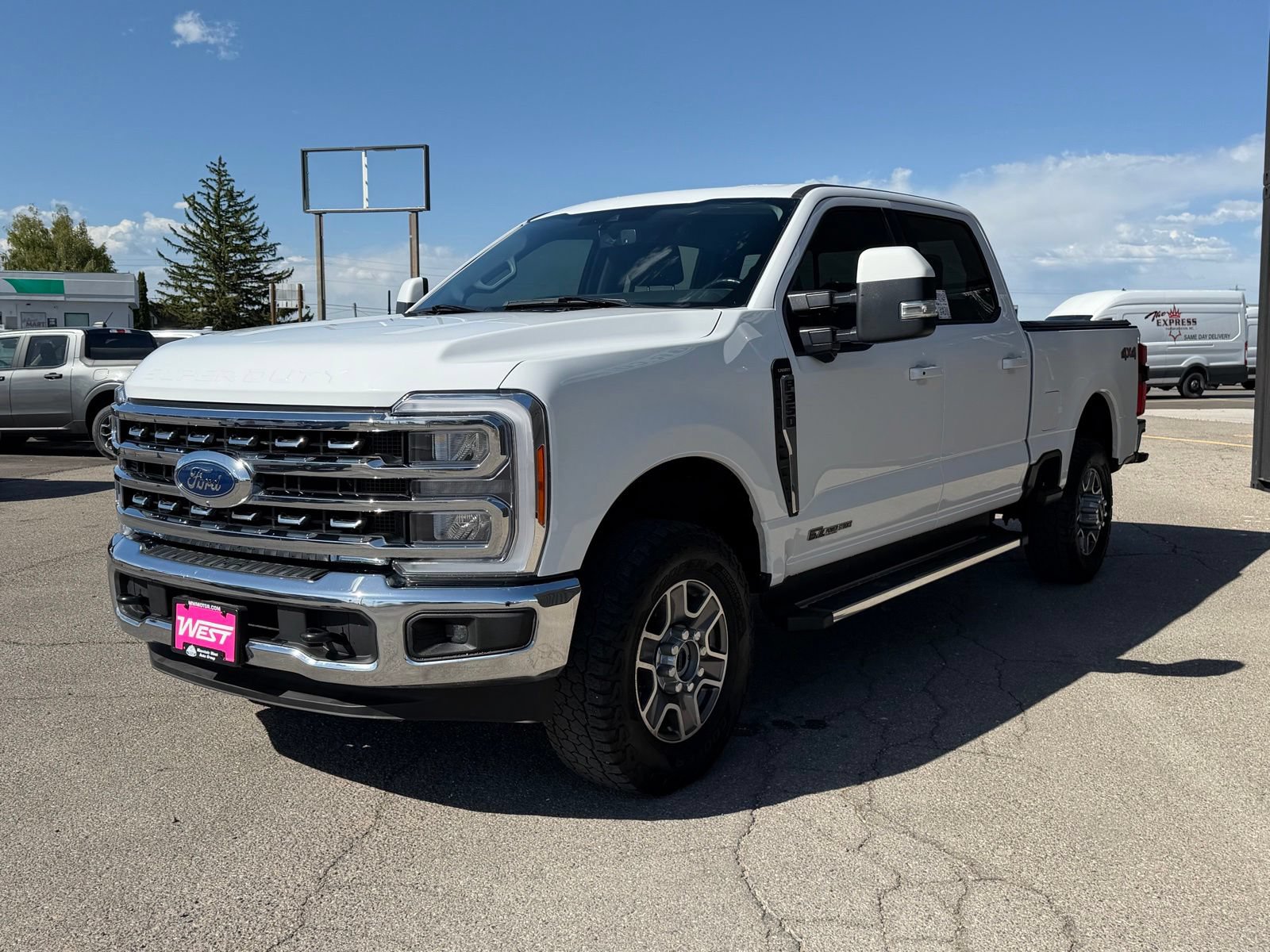 Used 2023 Ford F350 Lariat AWD/4WD image 12