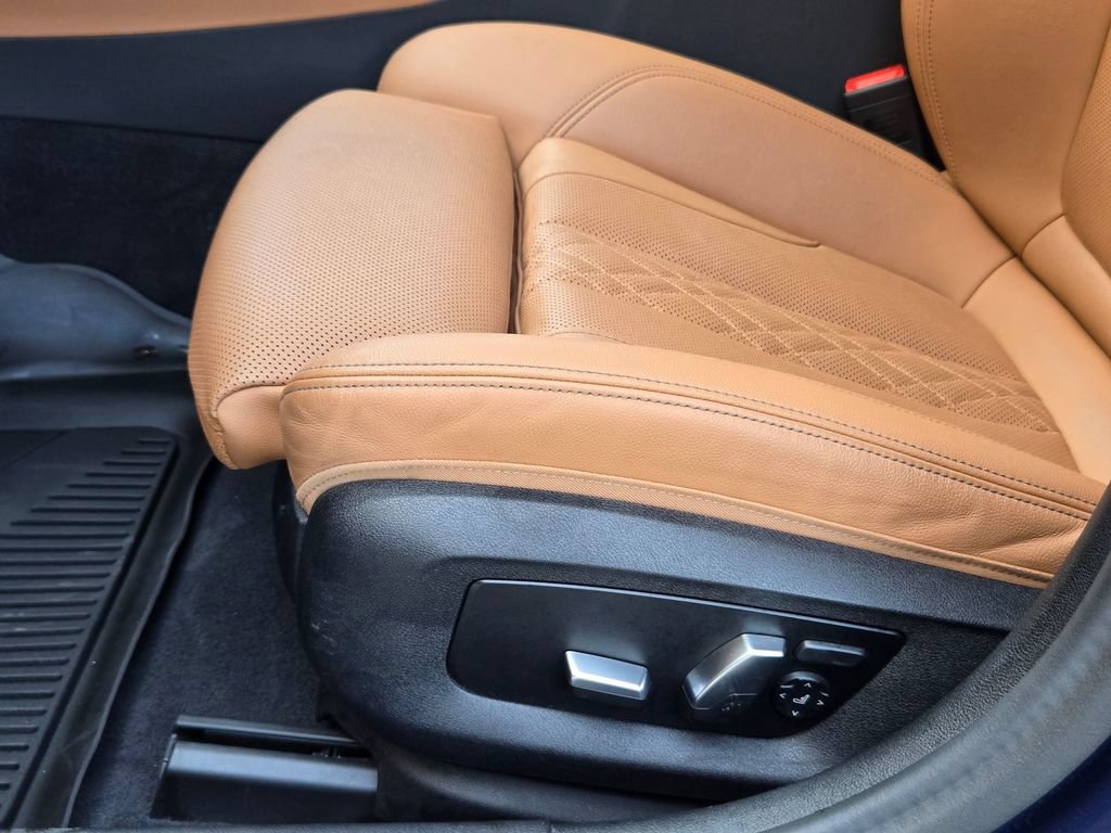 Used 2023 BMW 540i xDrive w/ Executive Package AWD/4WD image 14