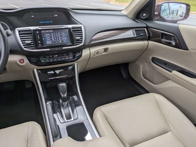 Used 2017 Honda Accord EX-L image 17