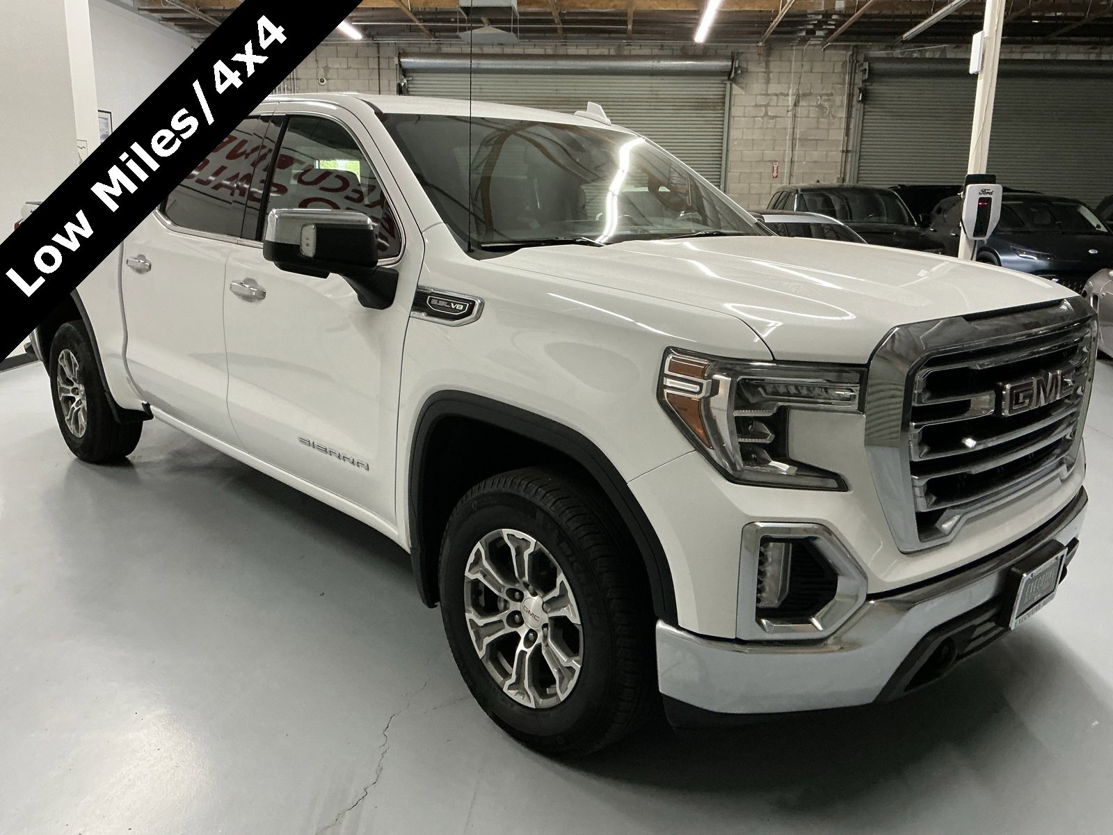 Used 2021 GMC Sierra 1500 SLT image 3