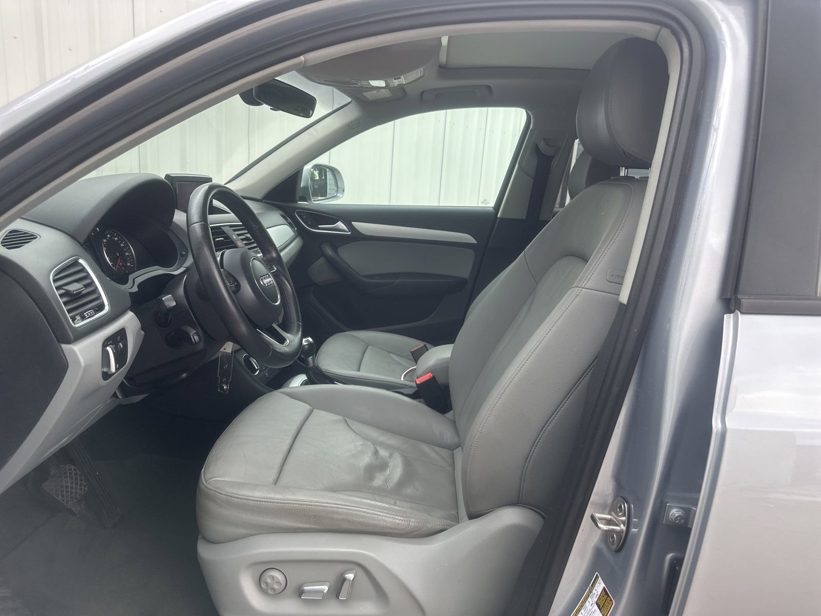 Used 2017 Audi Q3 2.0T Premium image 10