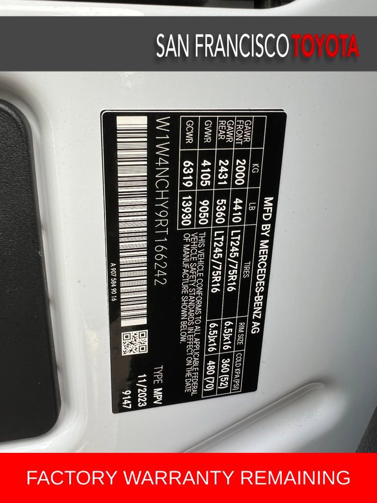 Used 2024 Mercedes-Benz Sprinter 2500 image 36