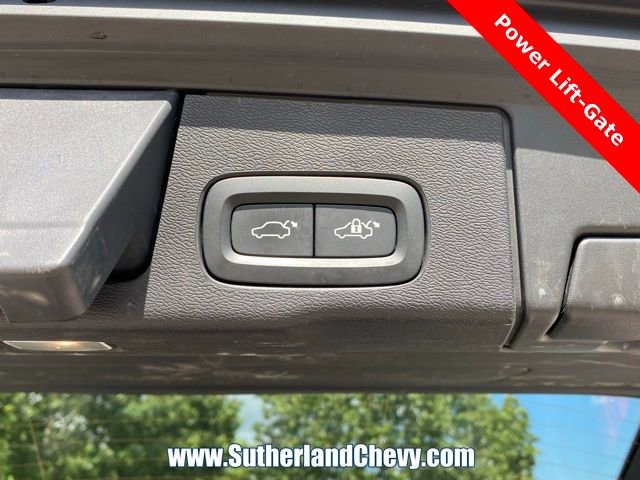 Used 2023 Volvo XC60 T8 Plus image 41