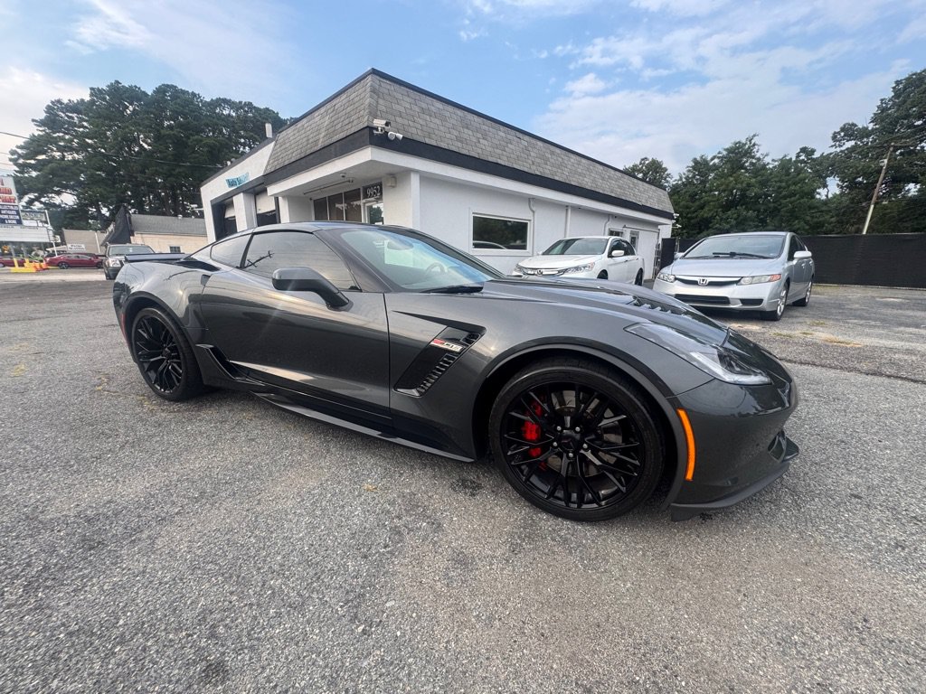 Used 2019 Chevrolet Corvette Z06 RWD image 3