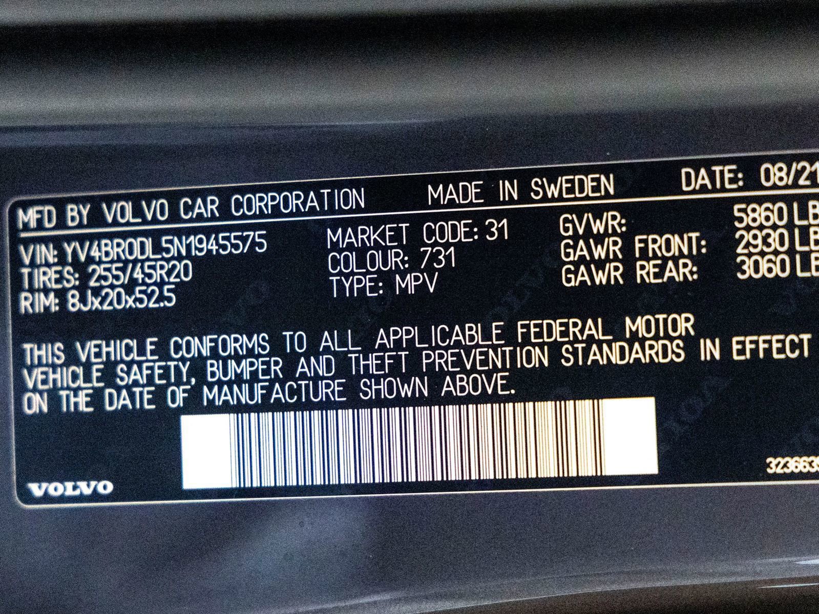 Used 2022 Volvo XC60 T8 Inscription w/ Advanced Package image 33