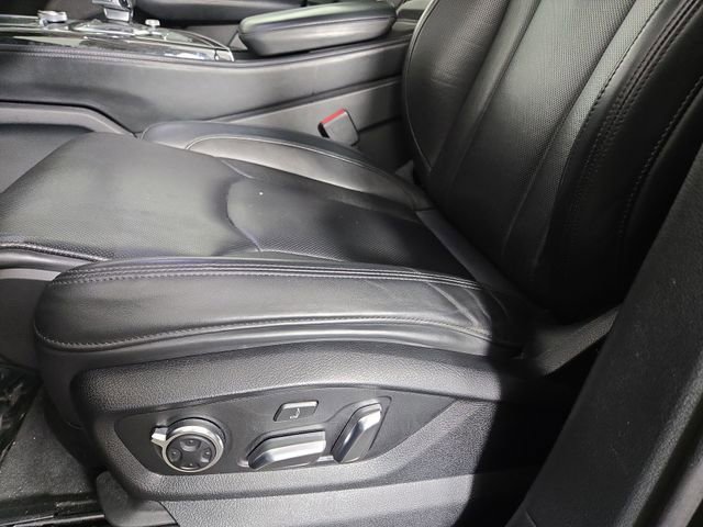 Used 2018 Audi Q7 3.0T Prestige w/ Prestige Package image 29