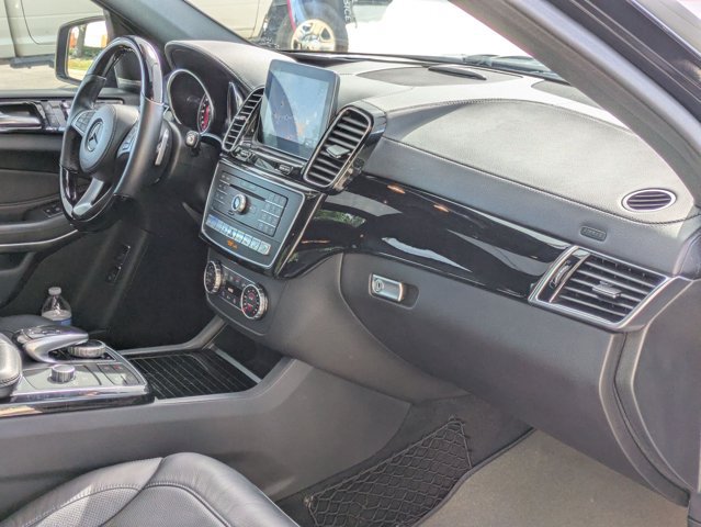 Used 2019 Mercedes-Benz GLS 550 4MATIC image 25