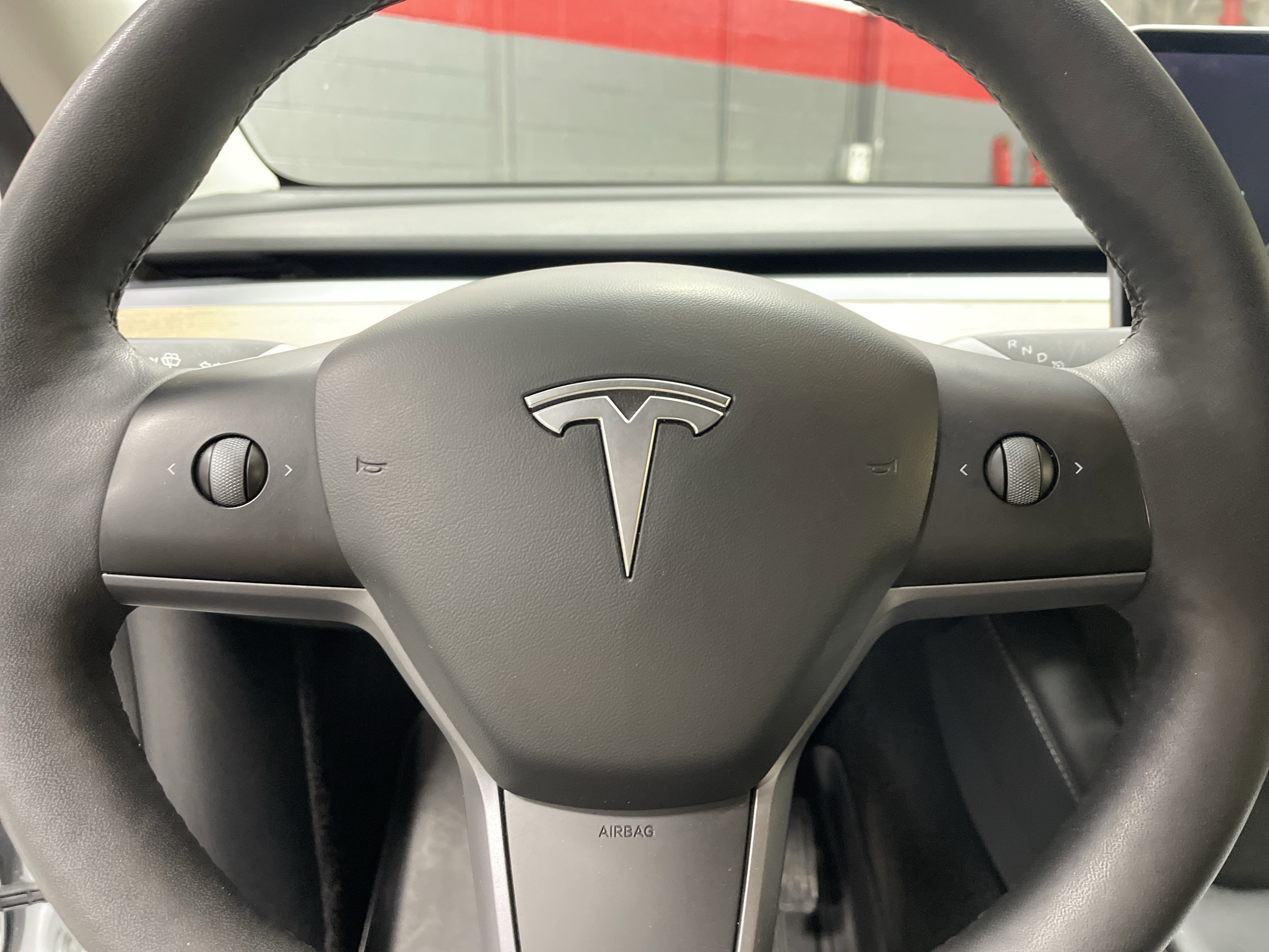 Used 2021 Tesla Model Y Long Range image 17