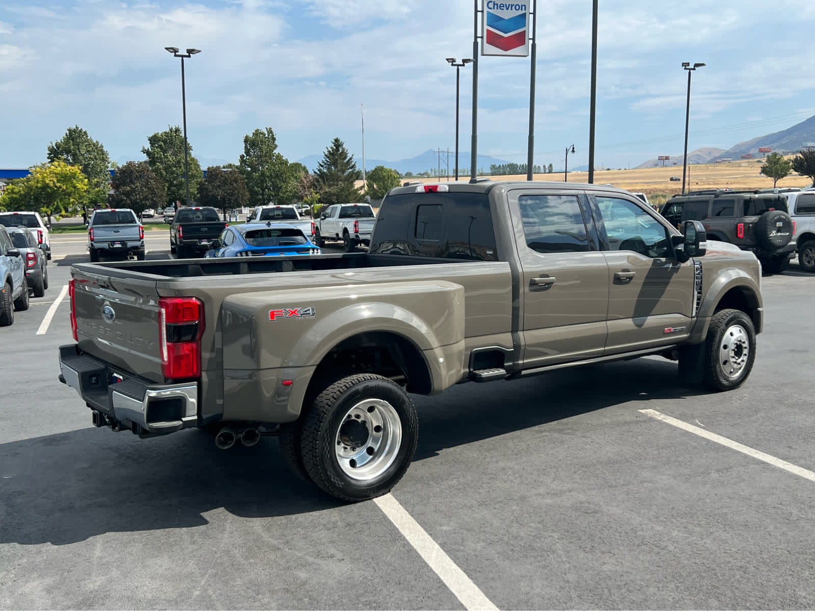 New 2026 Ford F450 Lariat w/ Lariat Ultimate Package AWD/4WD image 7