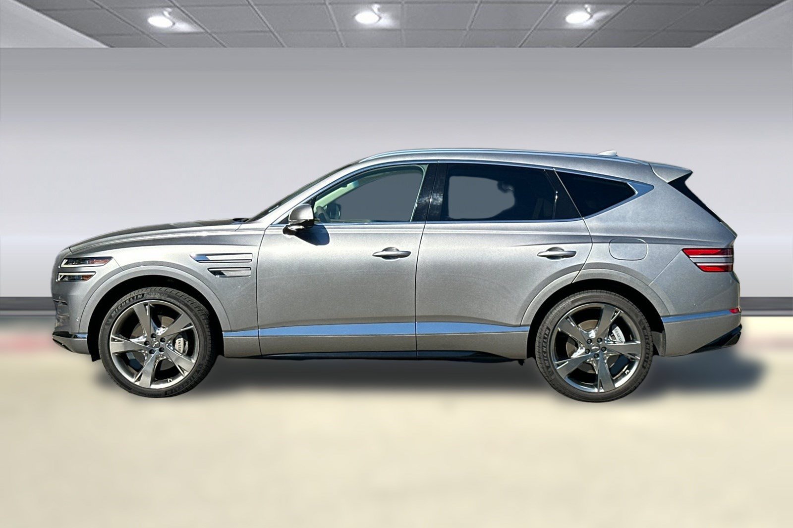 Used 2023 Genesis GV80 3.5T w/ Prestige Package AWD/4WD image 2