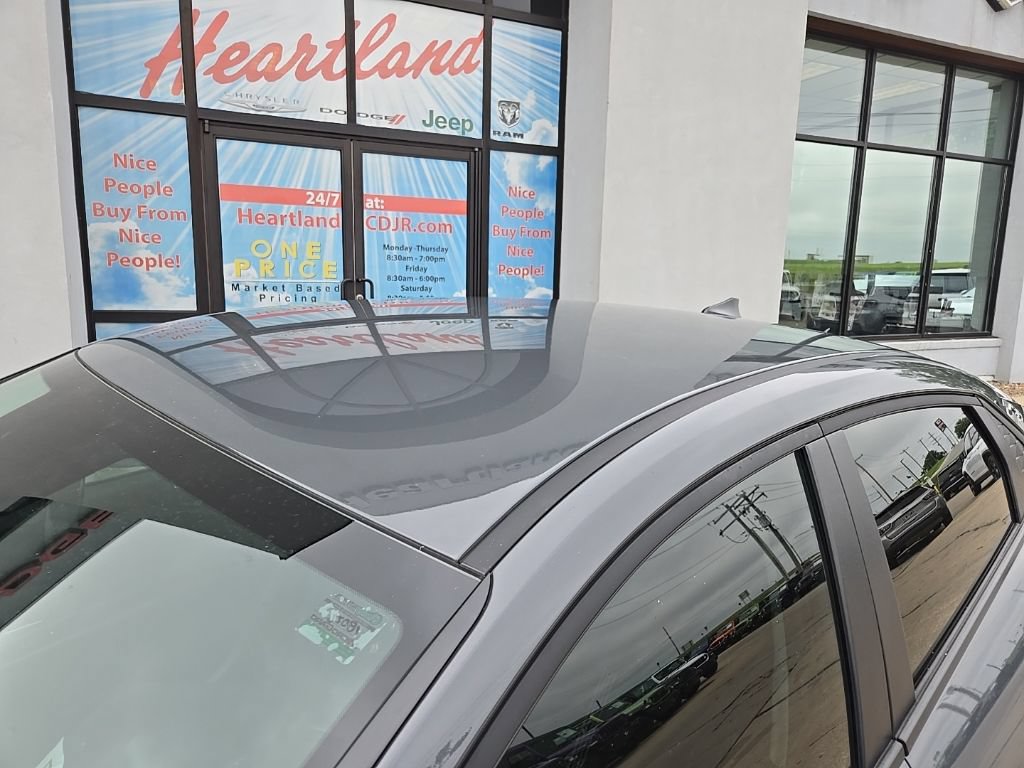 Used 2025 Hyundai Elantra SE FWD image 19