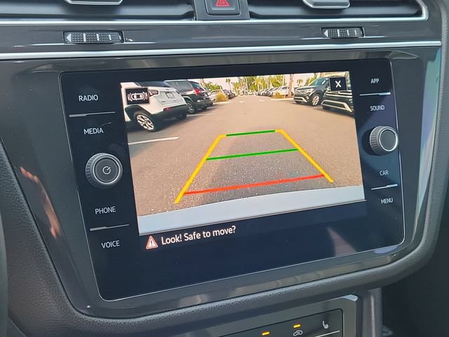 Certified 2024 Volkswagen Tiguan SE FWD image 25