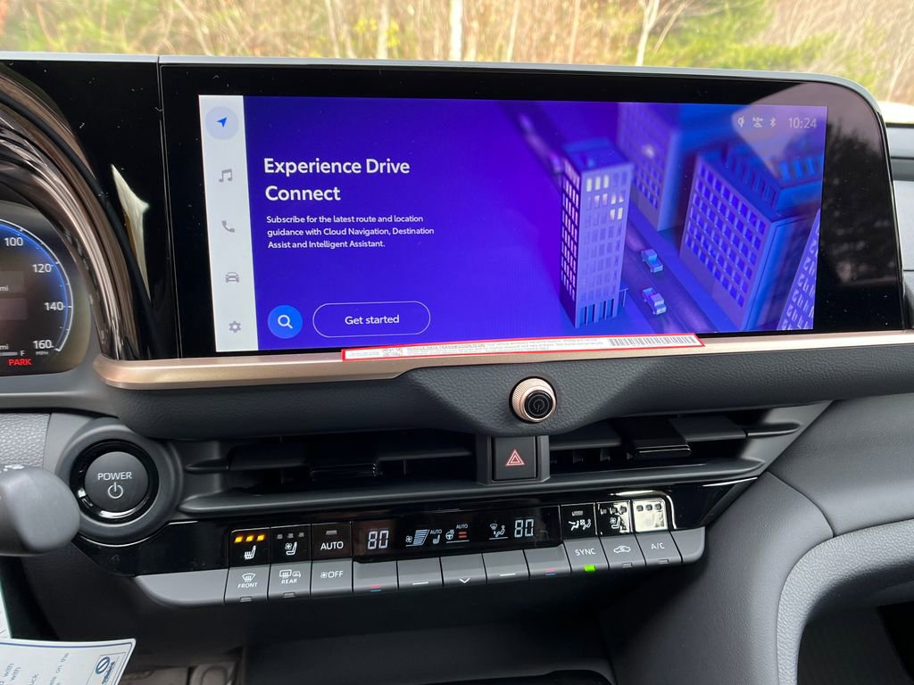 New 2025 Toyota Crown Signia image 18