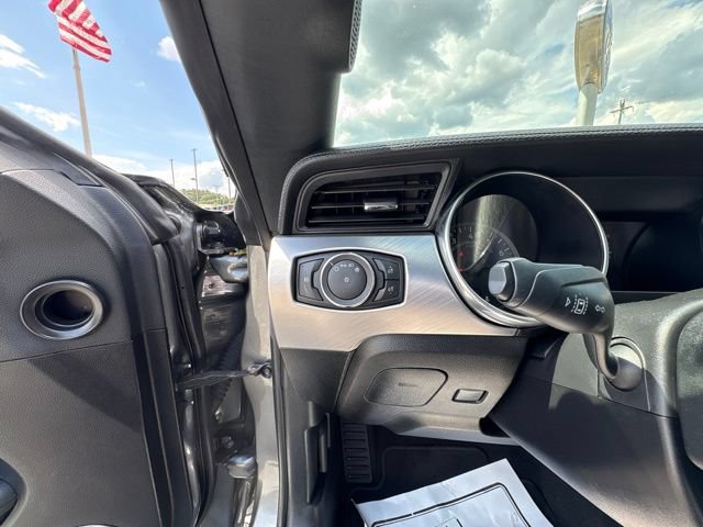 Used 2022 Ford Mustang GT Premium w/ Black Accent Package RWD image 16