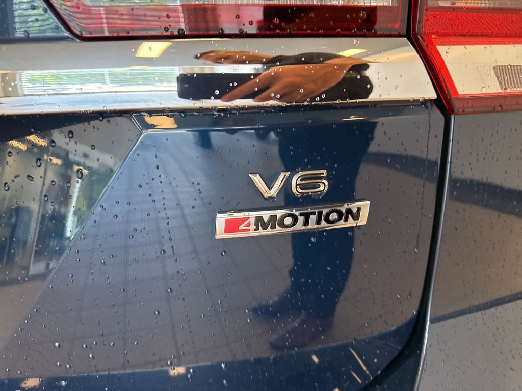 Used 2019 Volkswagen Atlas SE w/ Towing Package image 12