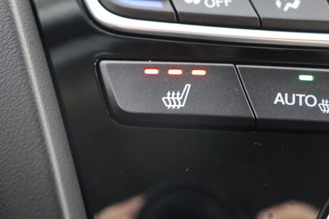 Used 2023 Acura RDX w/ Technology Package image 16