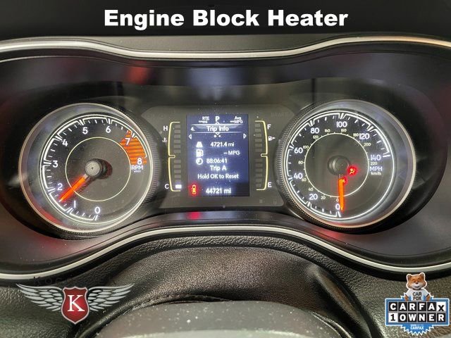 Used 2020 Jeep Cherokee Latitude Plus w/ Cold Weather Group AWD/4WD image 16