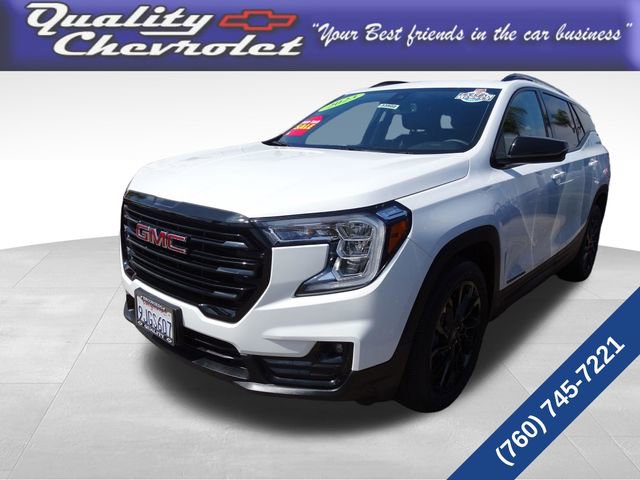 Used 2023 GMC Terrain SLT w/ Elevation Edition FWD image 1
