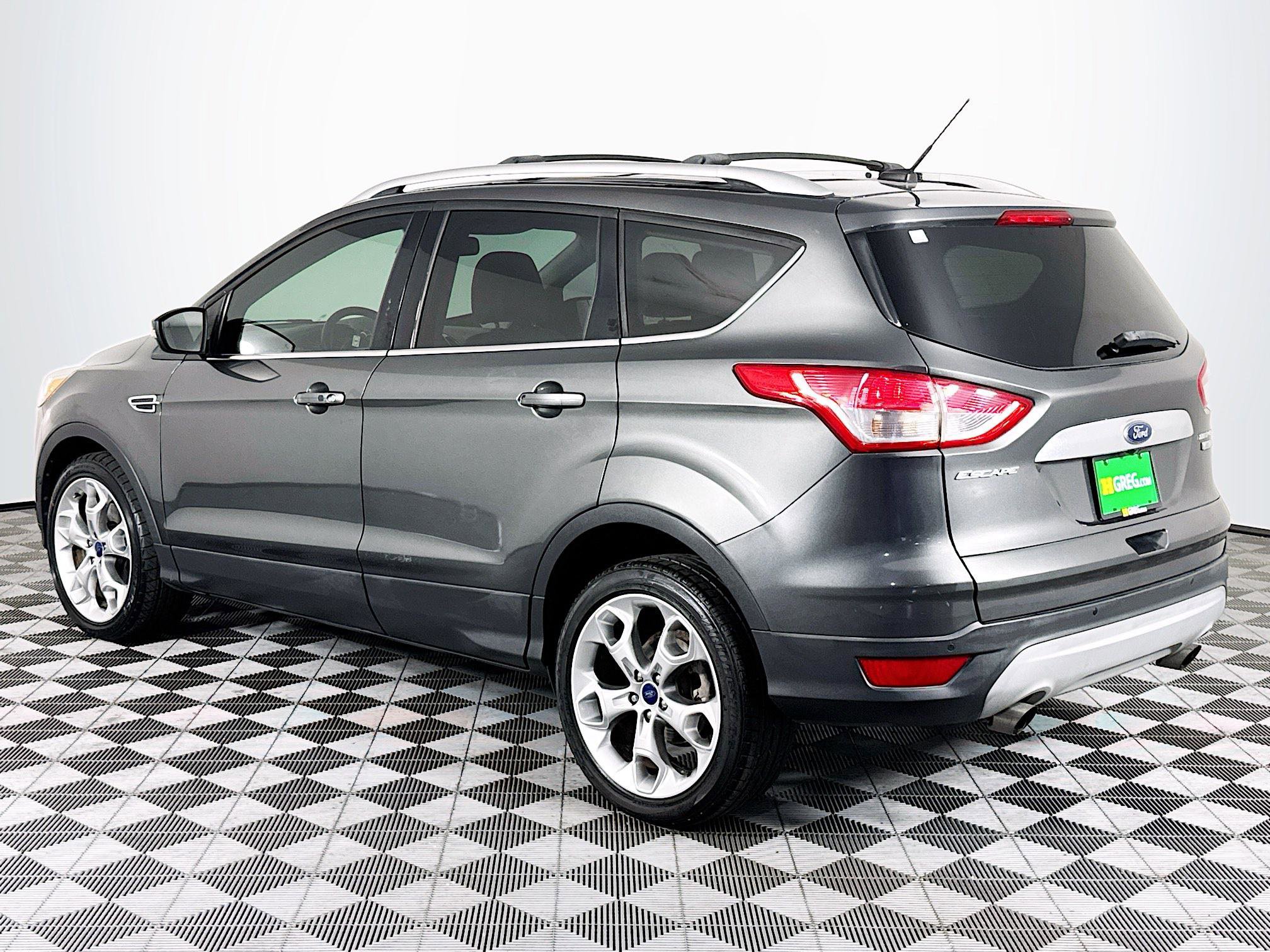 Used 2016 Ford Escape Titanium w/ Equipment Group 301A image 6