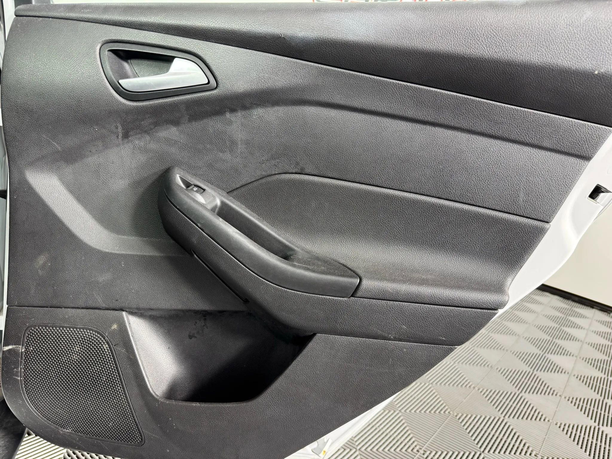 Used 2015 Ford Focus SE image 39