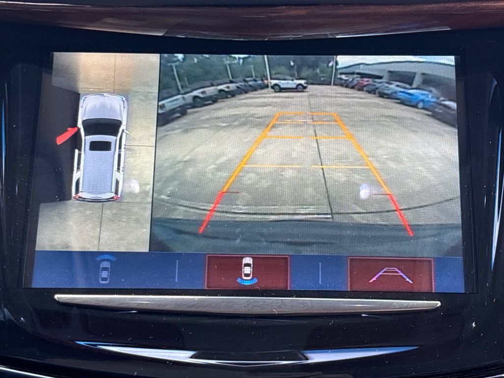 Used 2018 Cadillac Escalade 2WD image 26