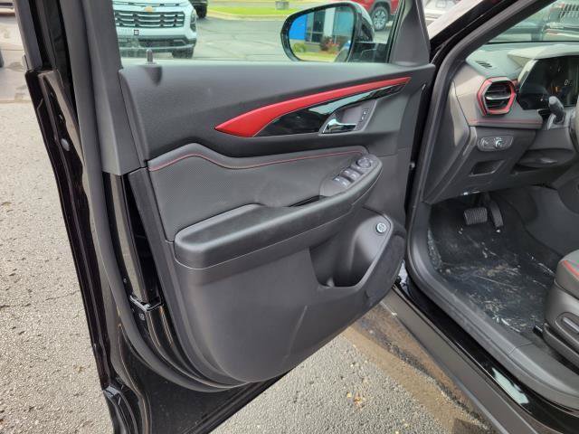 New 2026 Chevrolet TrailBlazer RS w/ Convenience Package AWD/4WD image 6