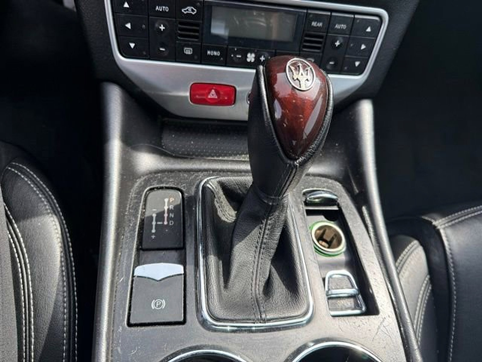 Used 2012 Maserati GranTurismo Sport image 16