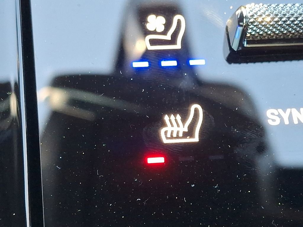 Certified 2024 Porsche Panamera image 24