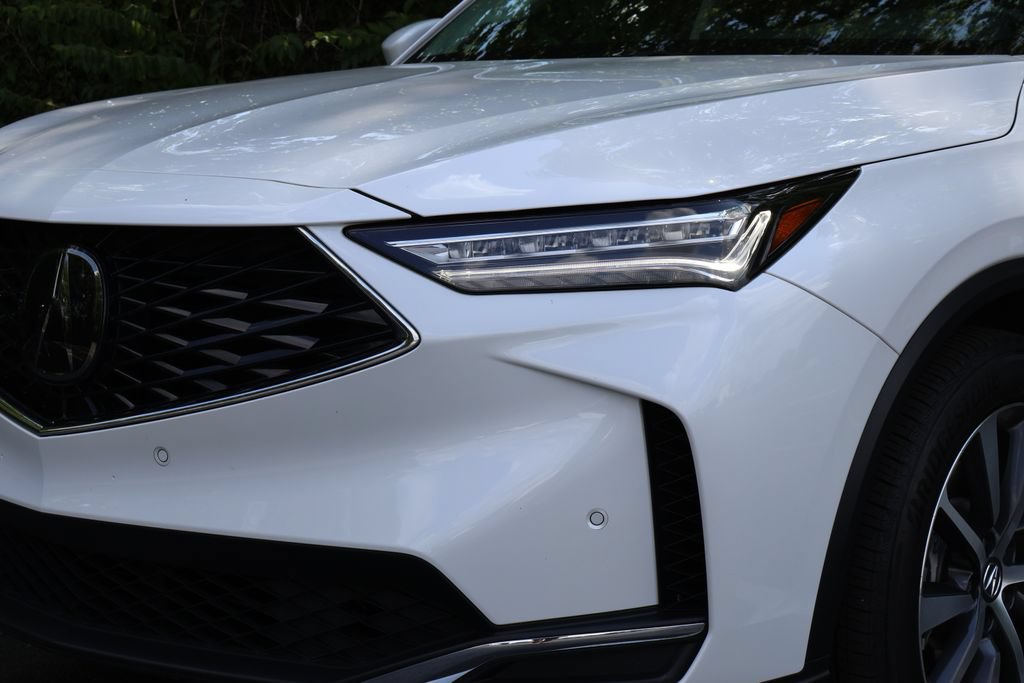 Used 2025 Acura MDX FWD w/ Technology Package image 3
