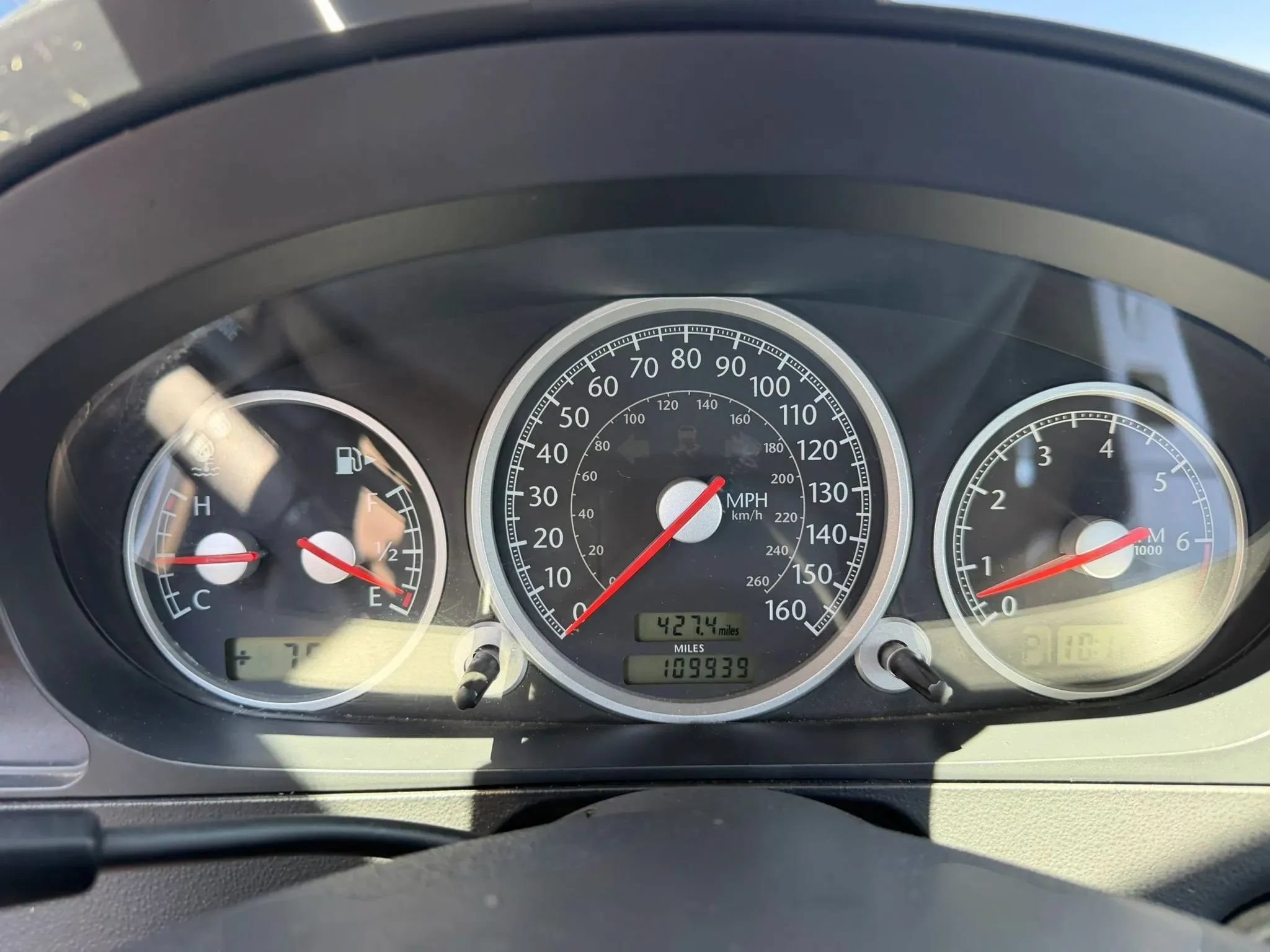 Used 2005 Chrysler Crossfire Limited RWD image 12