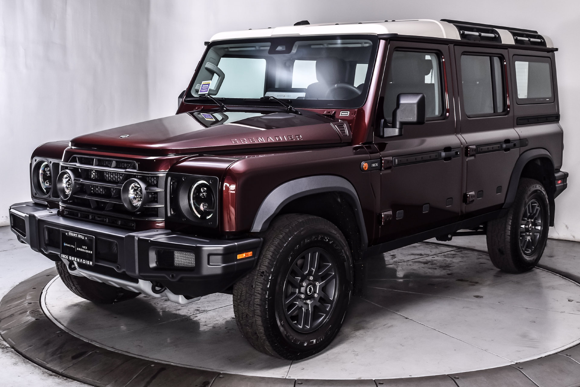 Used 2025 INEOS Grenadier Station Wagon AWD/4WD image 3