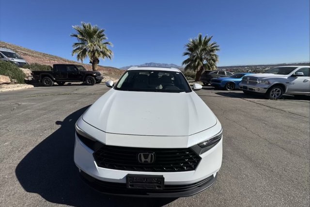 Used 2023 Honda Accord EX image 8