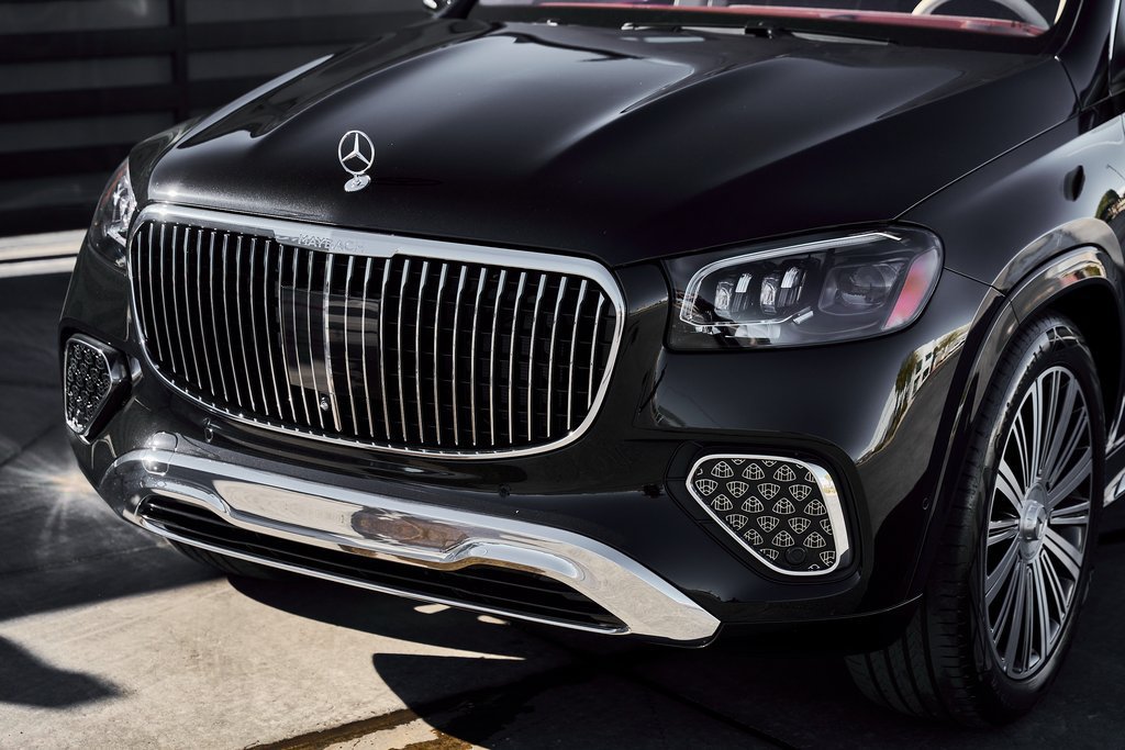Used 2026 Mercedes-Benz Maybach GLS 600 4MATIC image 7
