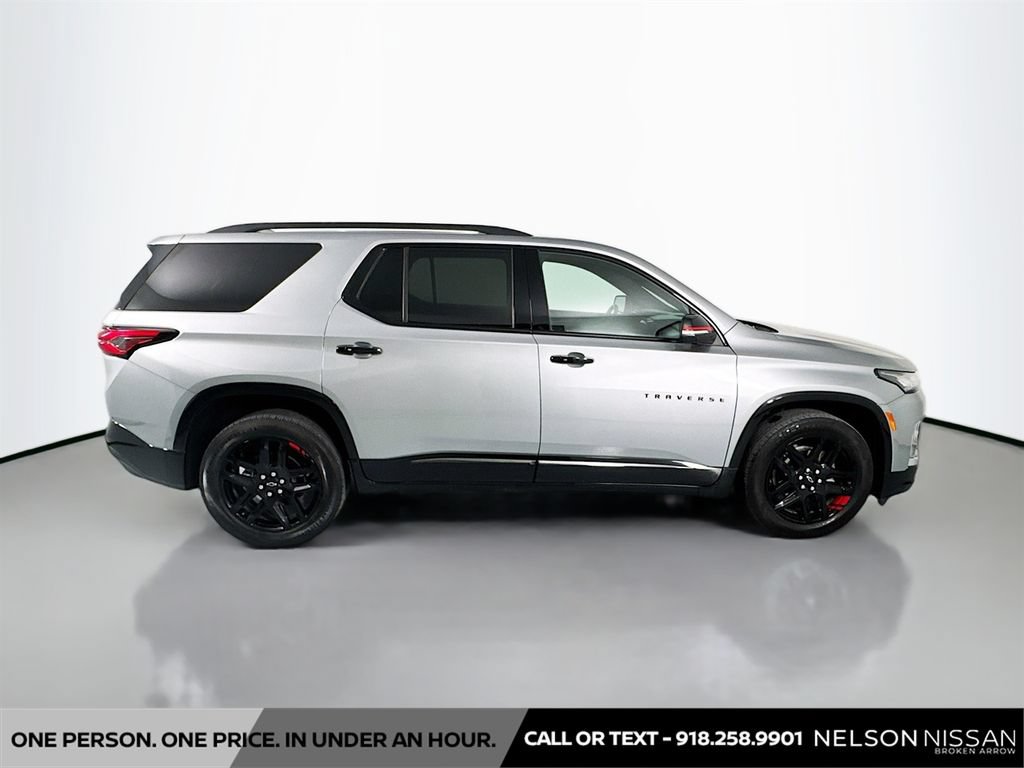Used 2024 Chevrolet Traverse Premier w/ Redline Edition AWD/4WD image 4