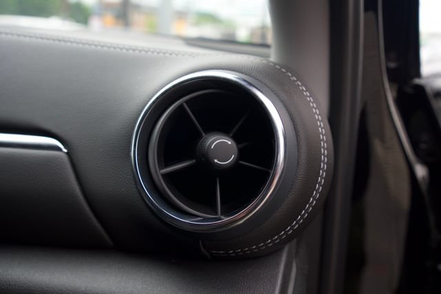 Used 2025 Chevrolet Blazer LT FWD image 26
