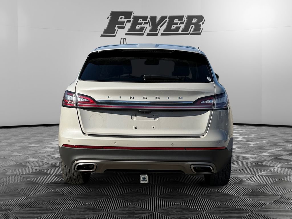 Used 2021 Lincoln Nautilus Reserve w/ Equipment Group 201A image 4