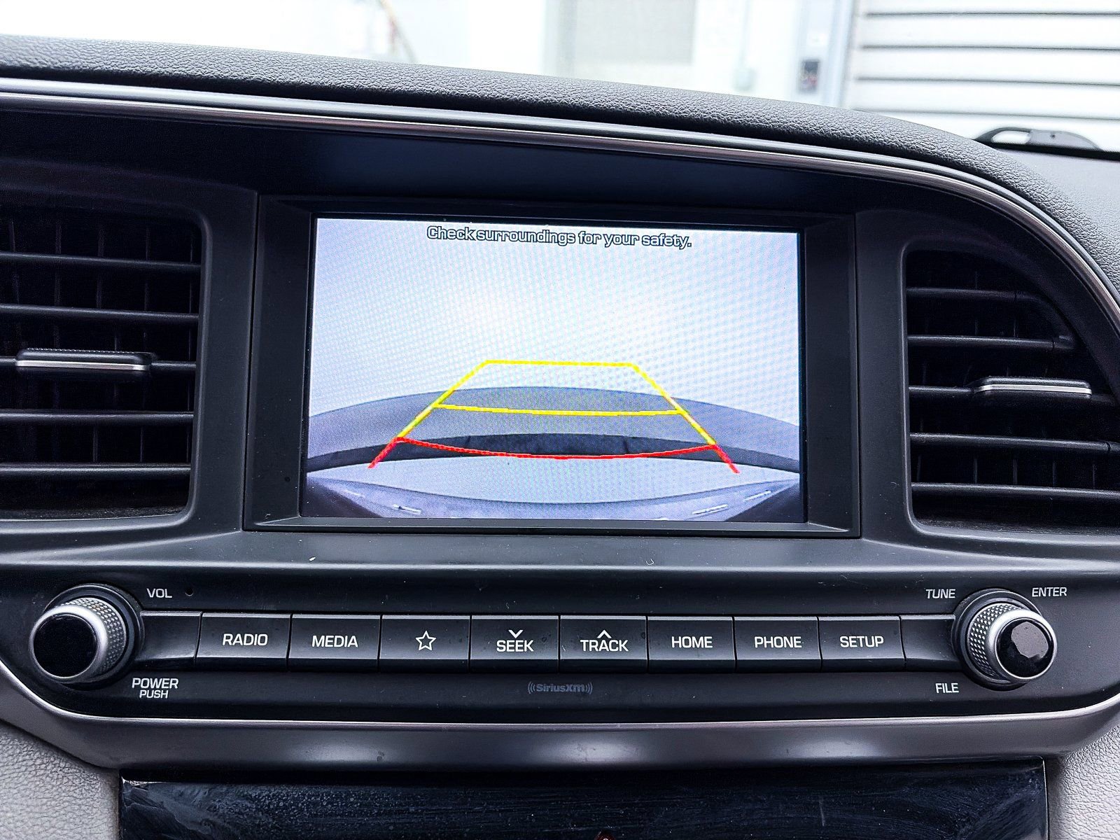 Used 2019 Hyundai Elantra SEL image 4