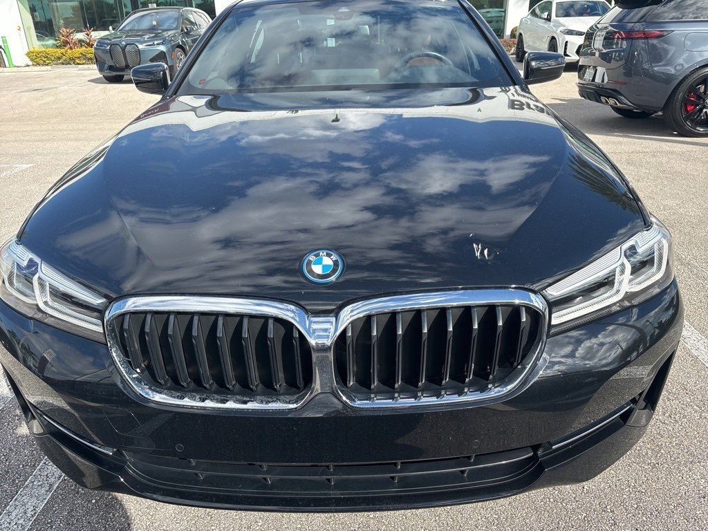 Used 2023 BMW 530e w/ Convenience Package