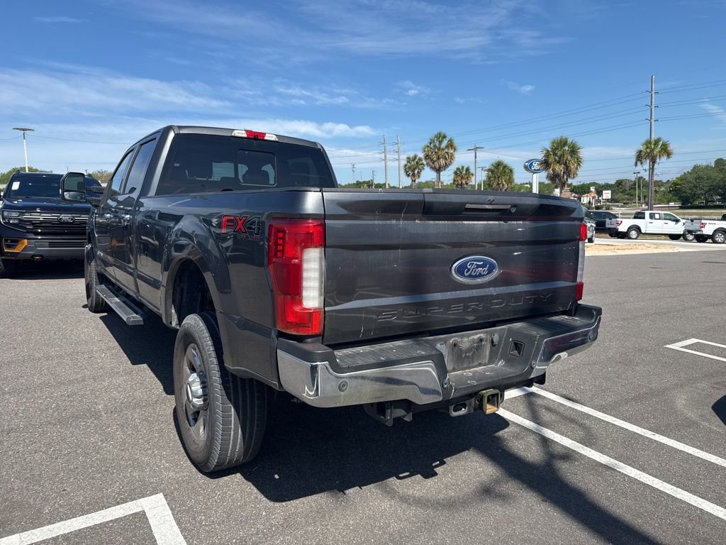 Used 2019 Ford F350 Lariat w/ Lariat Ultimate Package AWD/4WD image 3