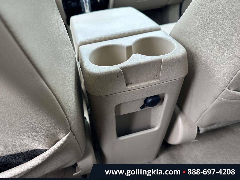 Used 2010 Ford Escape Limited image 12